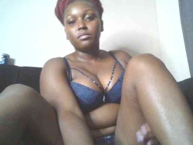 SexyBanni webcam