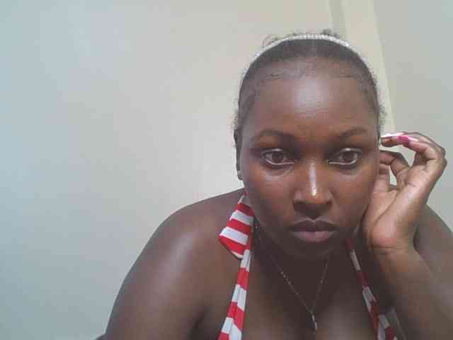 SexyBanni webcam
