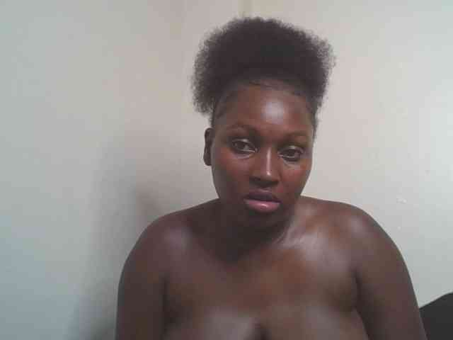 SexyBanni webcam