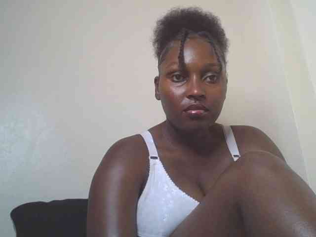 SexyBanni webcam