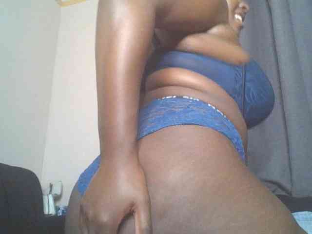 SexyBanni webcam