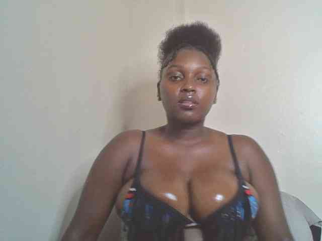 SexyBanni webcam