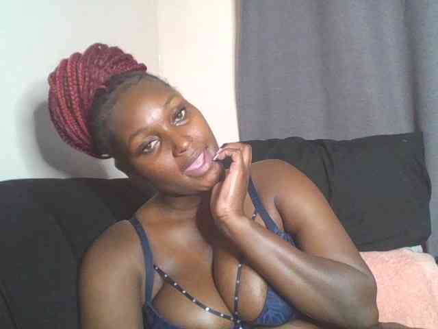 SexyBanni webcam