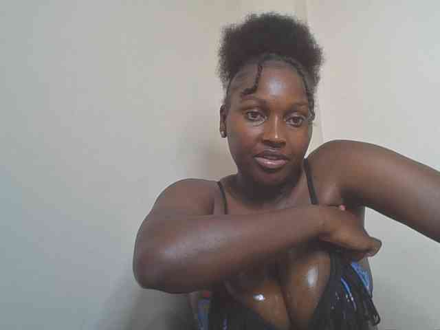 SexyBanni webcam