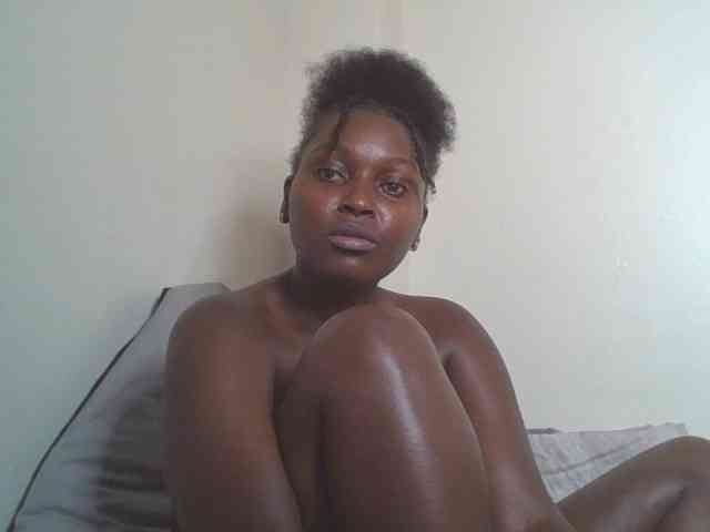 SexyBanni webcam