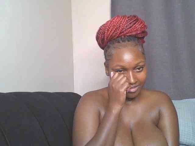 SexyBanni webcam