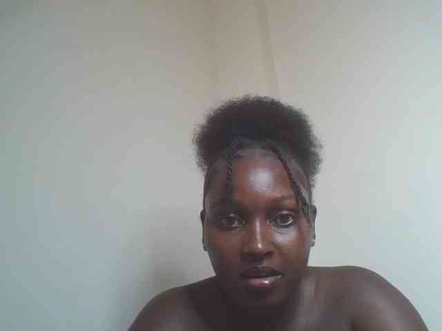 SexyBanni webcam
