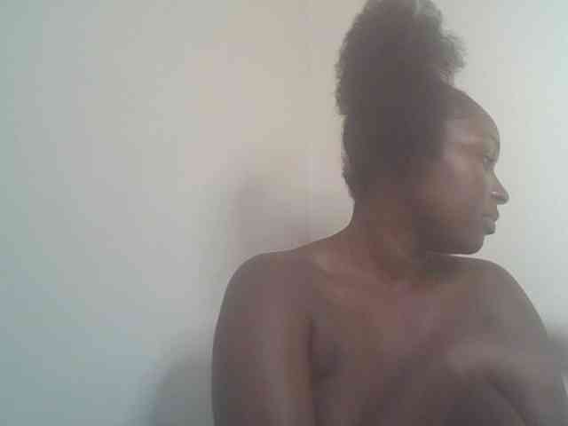 SexyBanni webcam