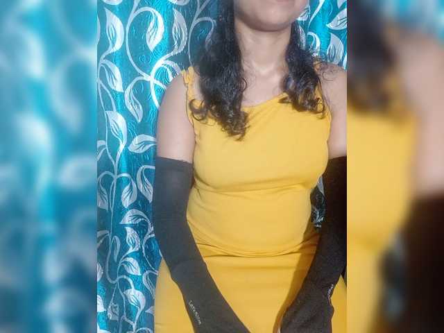 Cuteliya live cam on BongaCams
