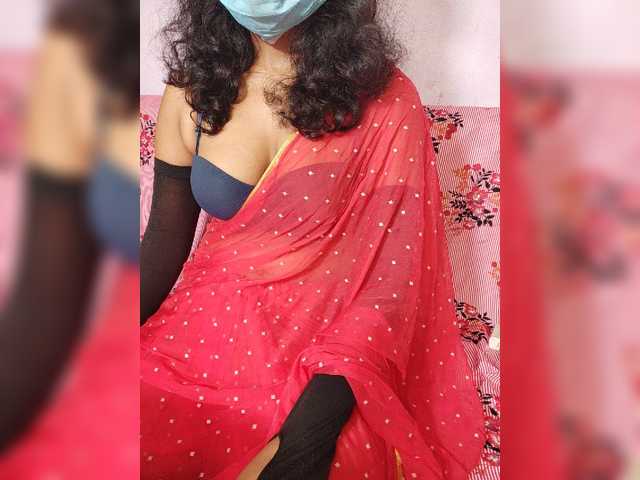 Cuteliya live cam on BongaCams