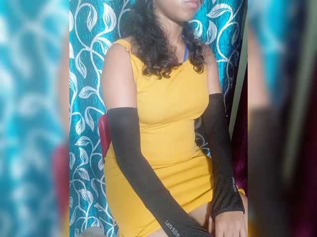 cuteliya live show