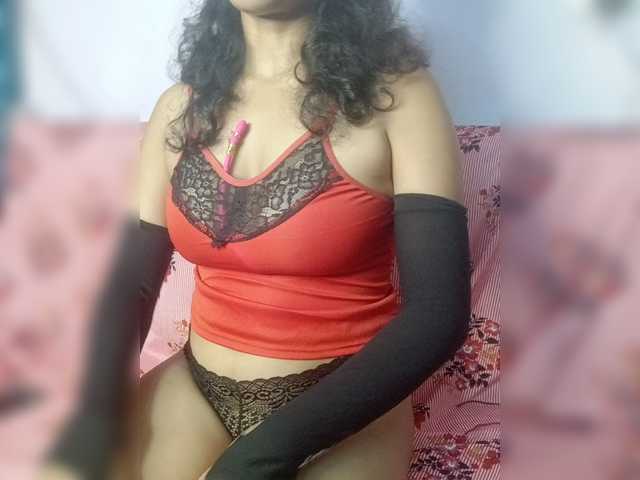 Cuteliya live cam on BongaCams