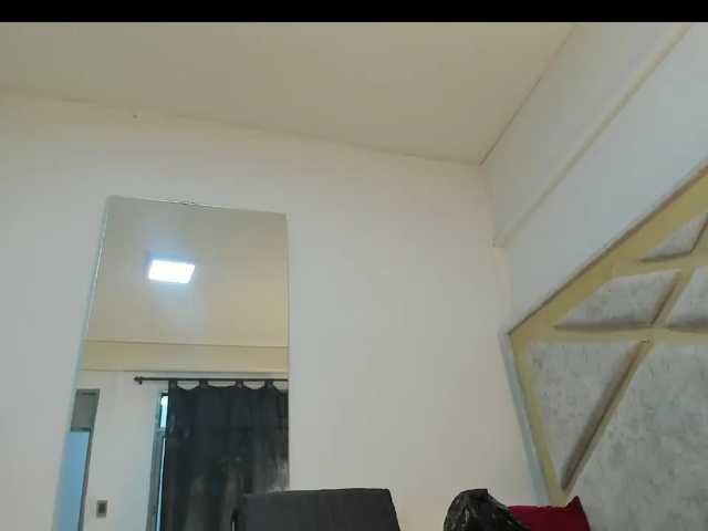 Jaderoxx, live now on BongaCams