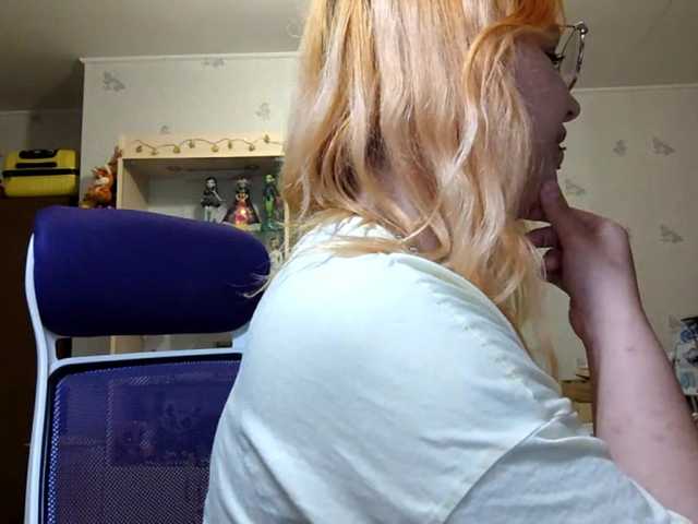 BlytheMcnail live cam on BongaCams