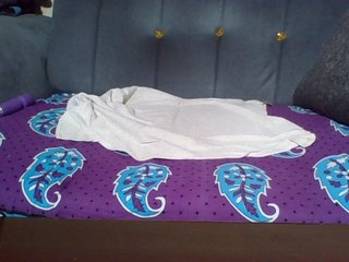 Freshslut's Live Webcam