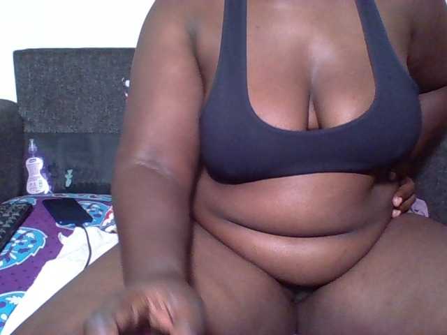 Freshslut live cam on BongaCams