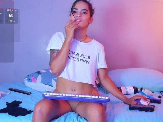 Unfulfilledgirl live webcam show