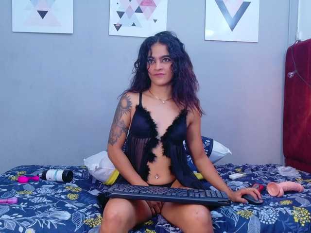 Unfulfilledgirl live cam on BongaCams