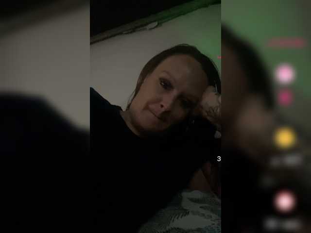 MissTay live webcam show