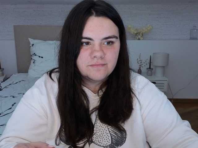 Ukr-Lena live cam on BongaCams