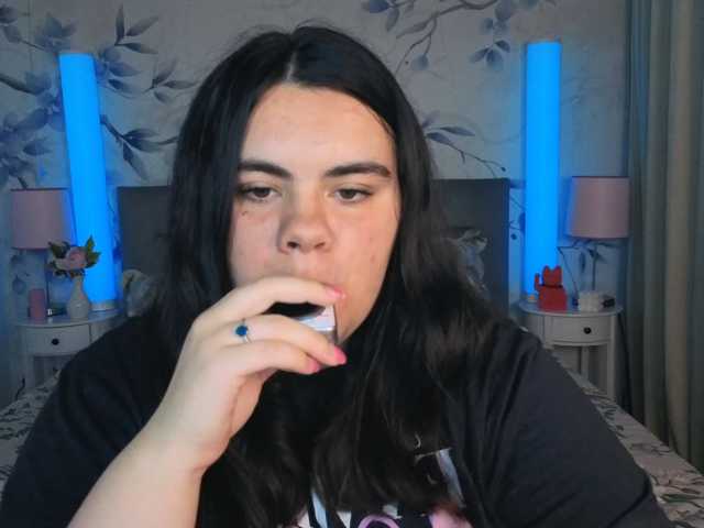 Ukr-Lena live cam on BongaCams