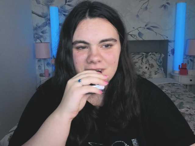Ukr-Lena live cam on BongaCams