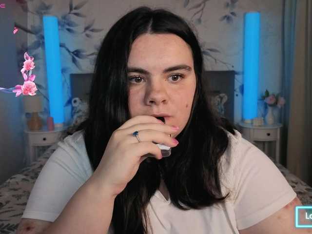Ukr-Lena live cam on BongaCams