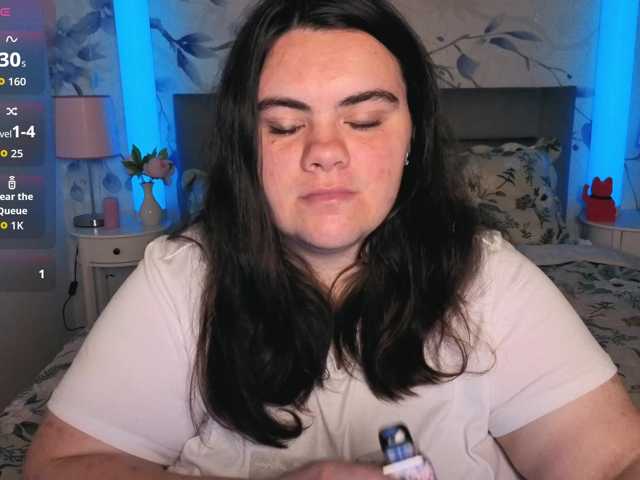 Ukr-Lena live cam on BongaCams
