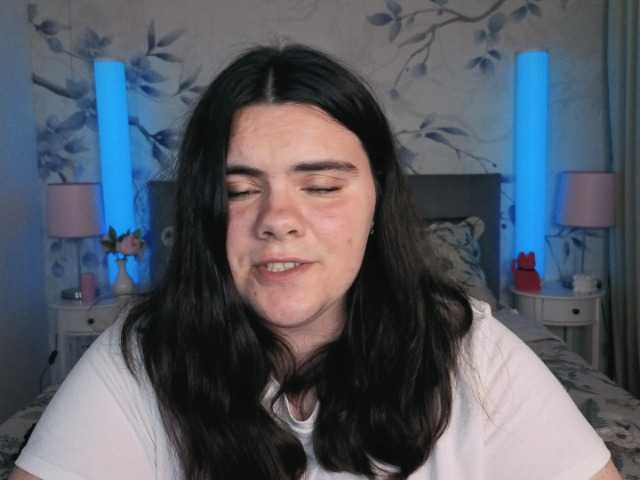 Ukr-Lena live cam on BongaCams