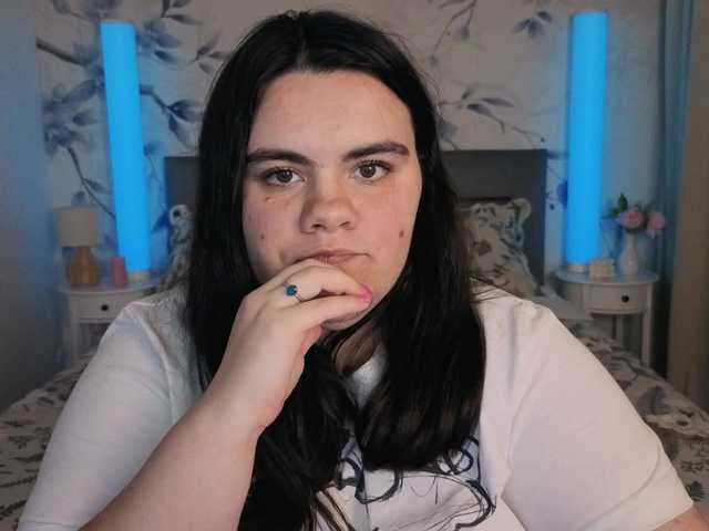 Ukr-Lena live cam on BongaCams