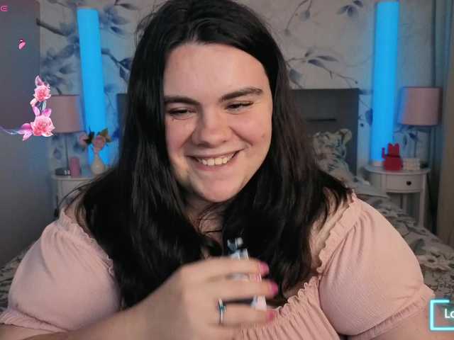 Ukr-Lena live cam on BongaCams