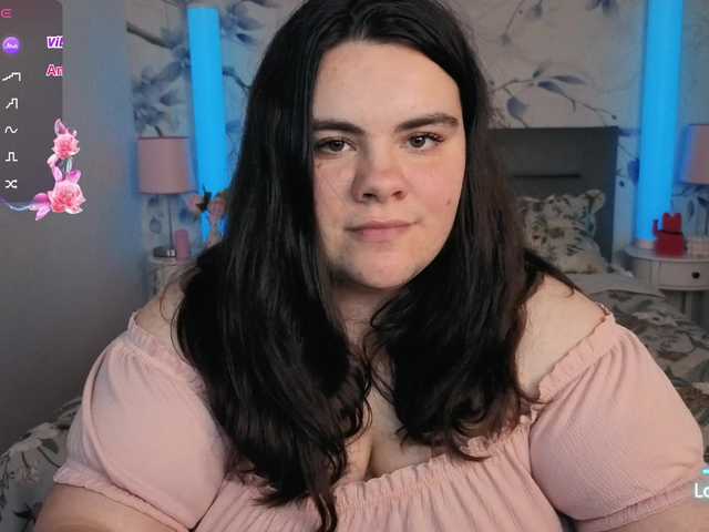 Ukr-Lena live cam on BongaCams