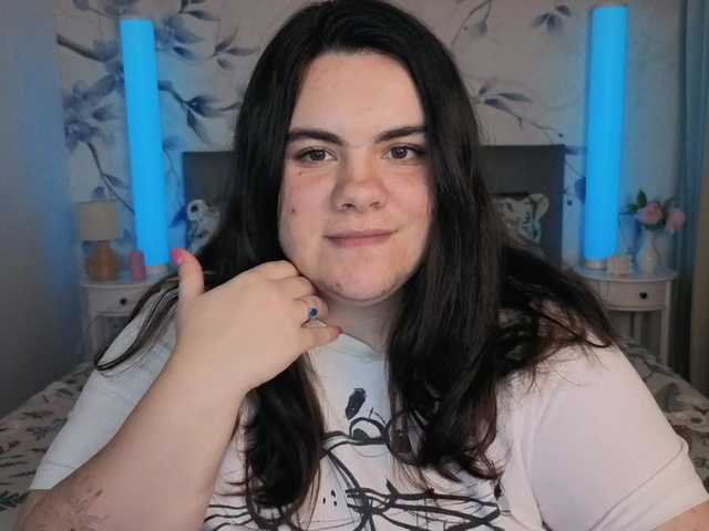 Ukr-Lena live cam on BongaCams