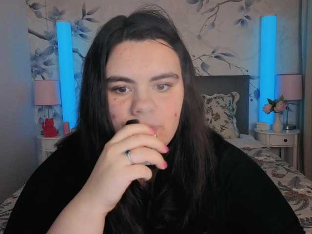 Ukr-Lena live cam on BongaCams