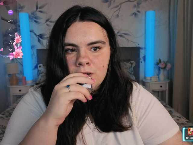 Ukr-Lena live cam on BongaCams