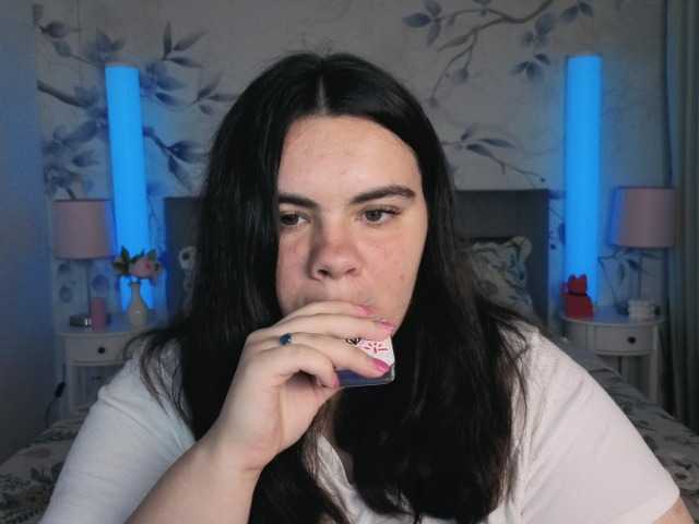 Ukr-Lena live cam on BongaCams