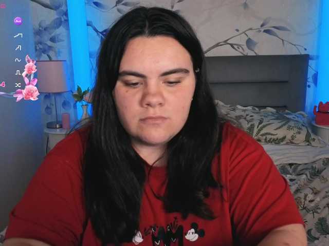 Ukr-Lena — live female cam