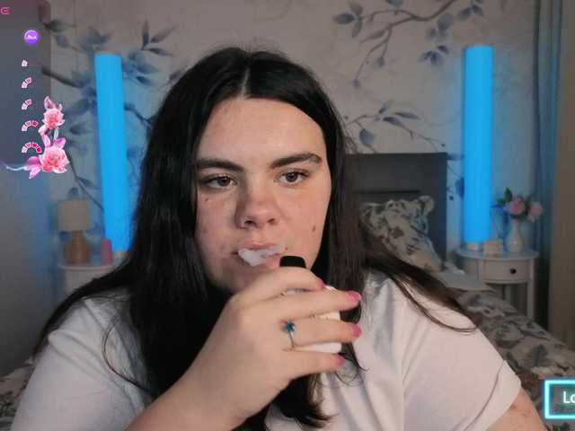 Ukr-Lena live cam on BongaCams
