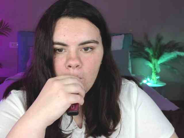 ukr-lena's live room
