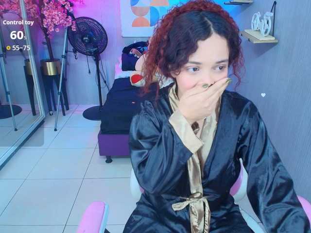 Maggy-T18 live cam on BongaCams