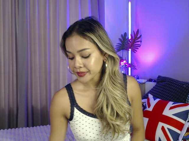 lilypeachxxx live cam on BongaCams