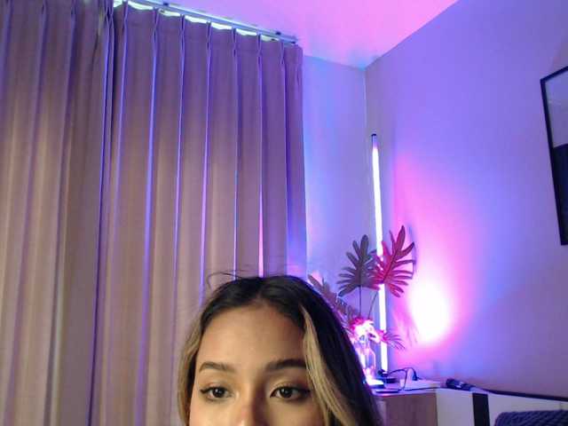 lilypeachxxx live cam preview