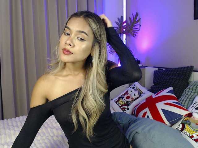 lilypeachxxx live webcam show