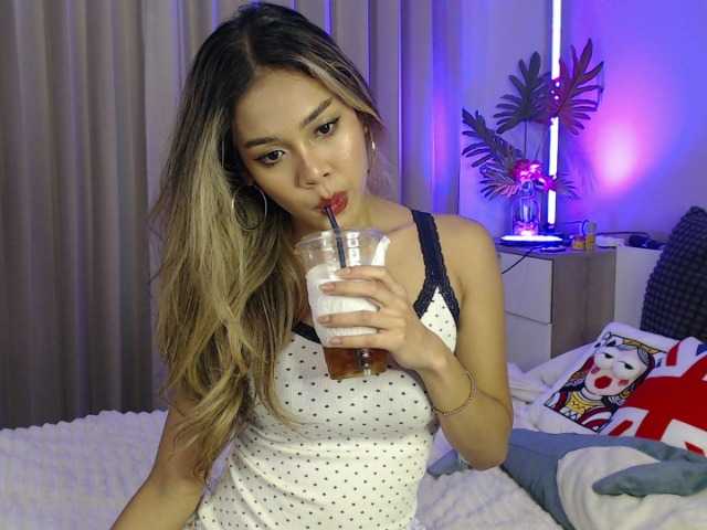 lilypeachxxx live cam on BongaCams