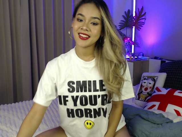 lilypeachxxx live cam on BongaCams