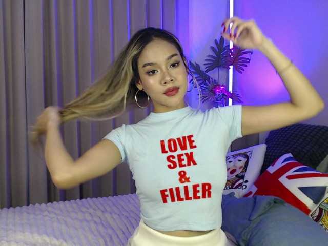 lilypeachxxx live cam preview