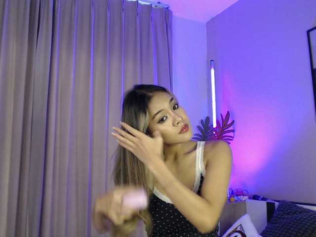 Lilypeachxxx live cam