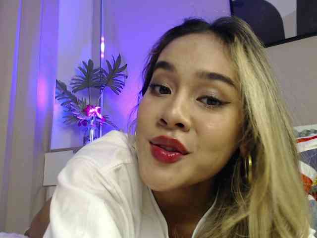 lilypeachxxx lilypeachxxx