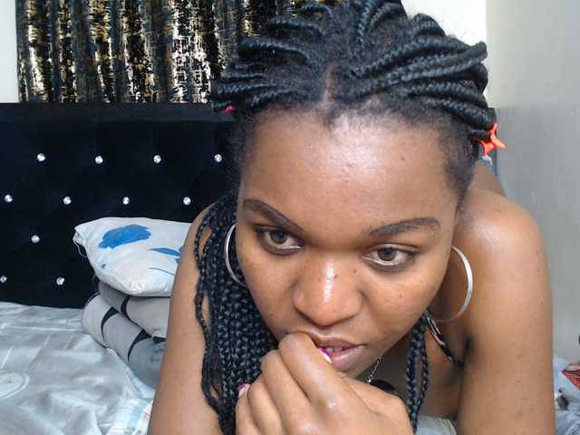 spicyvibee254 live cam on BongaCams