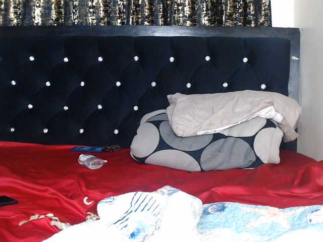 spicyvibee254 live cam on BongaCams